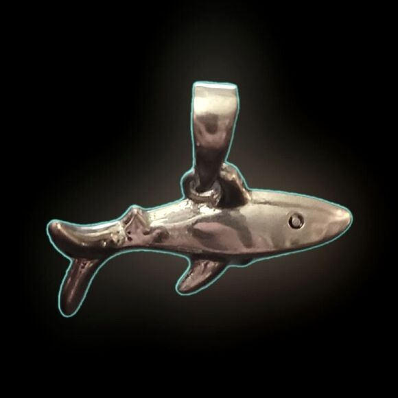 Source Unknown Other - Silver Shark Pendant